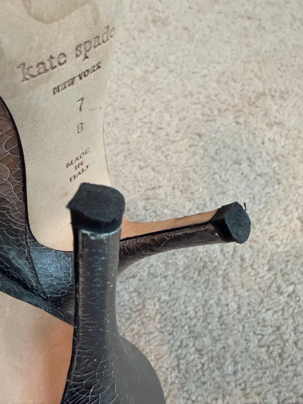 Kate Spade New York Silver Crackled Leather Pumps Heels Stilettos Women's Size 7